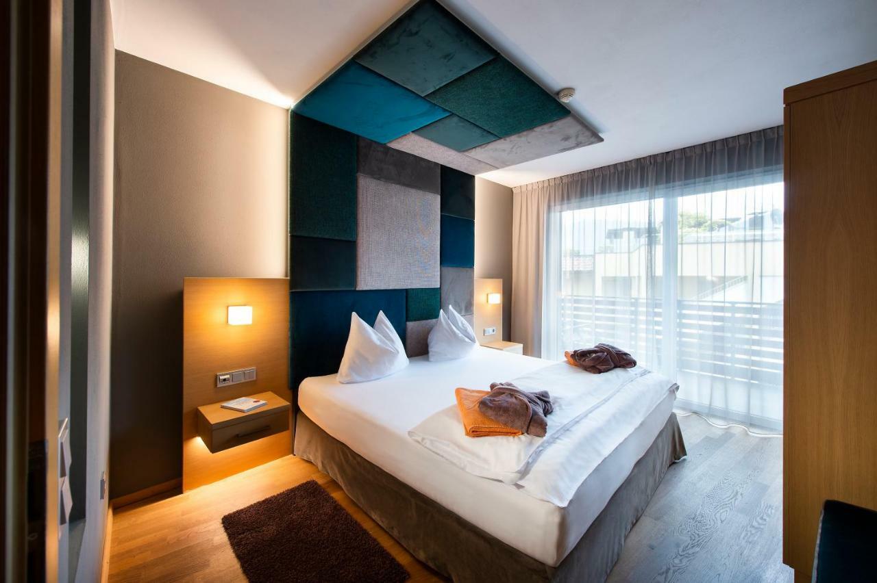 Alia Appartements & Wellness Lagundo Exterior photo